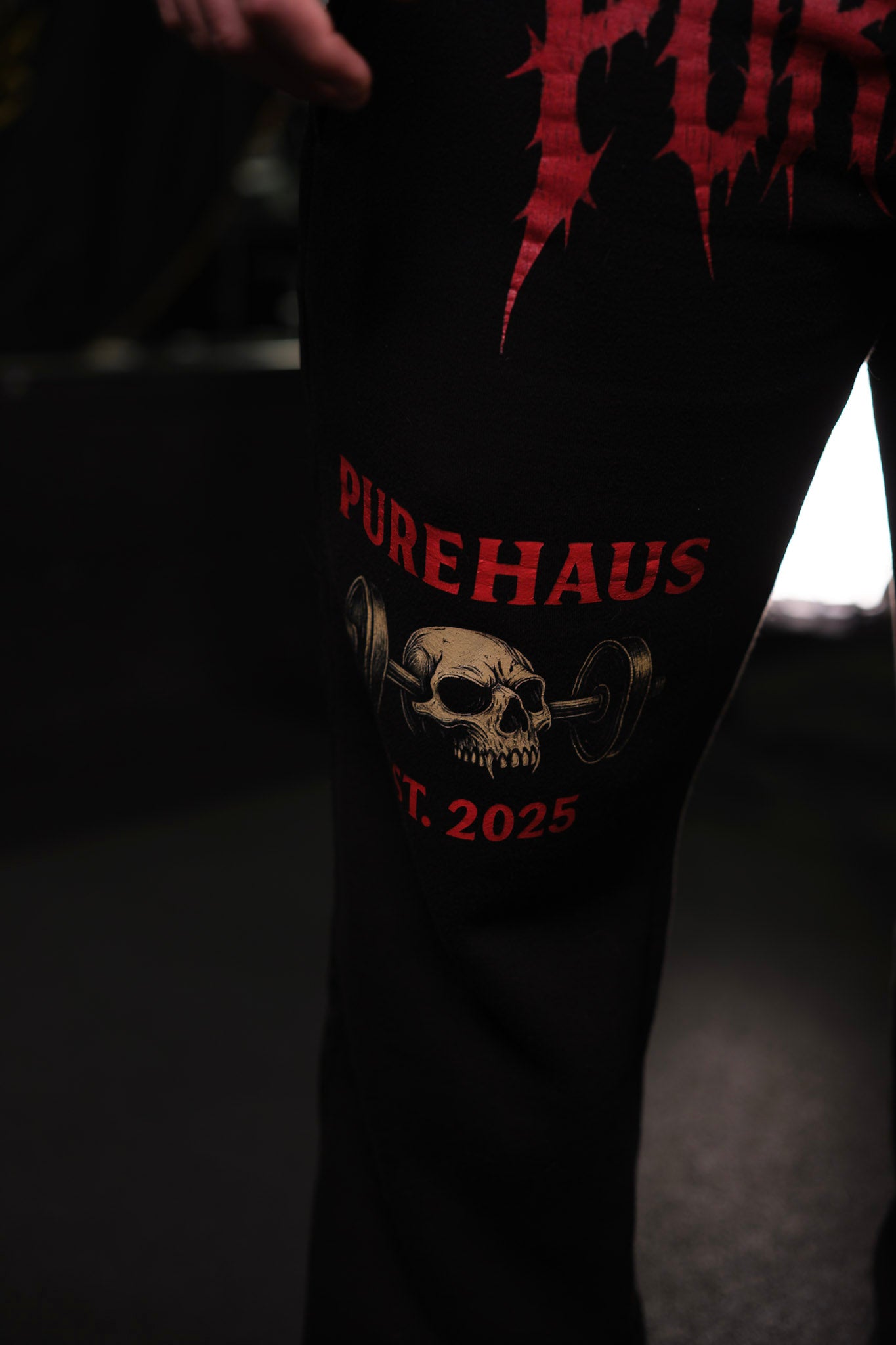 Baggy rock-style sweats