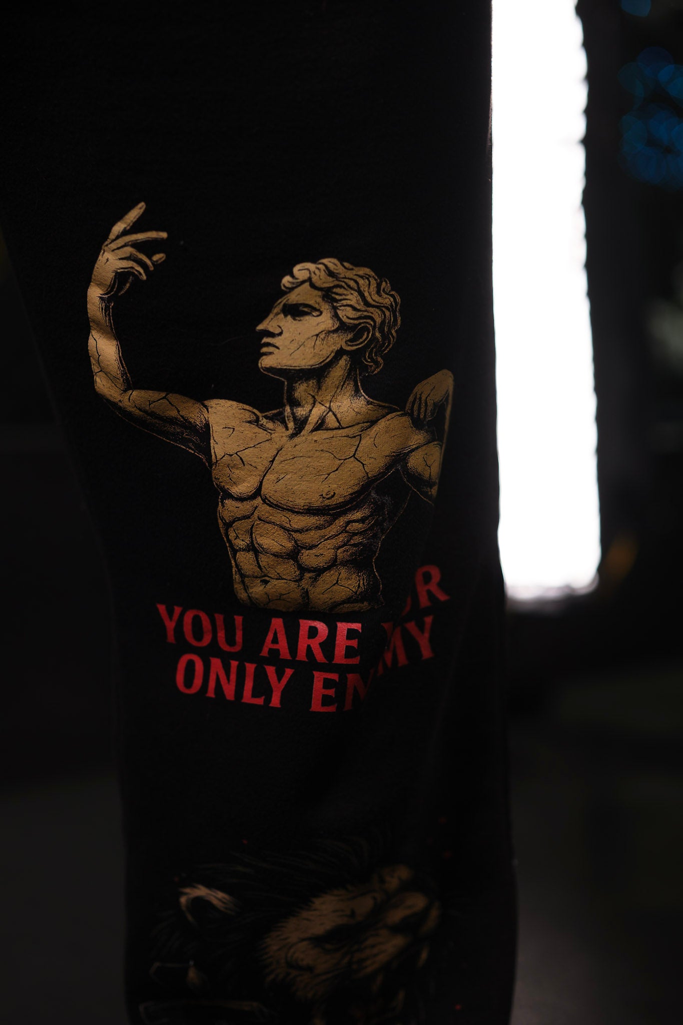 Baggy rock-style sweats